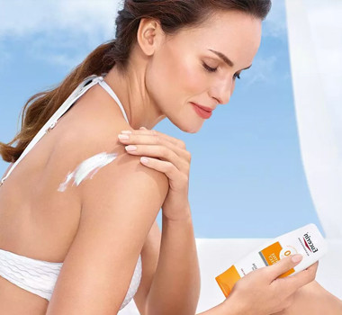 Blog How to apply sunscreen